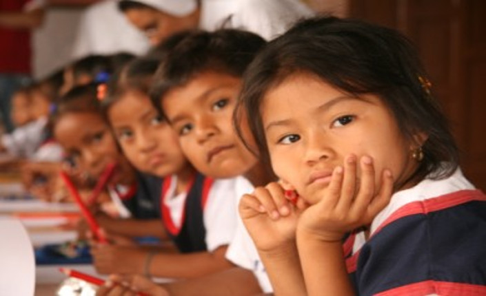 Bambini di origine ecuadoriana in un asilo italiano.