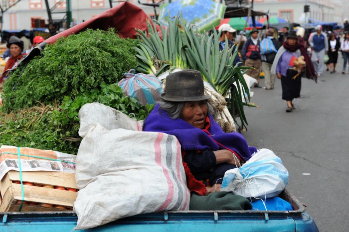 Il mercato indigeno di Otavalo, Ecuador.